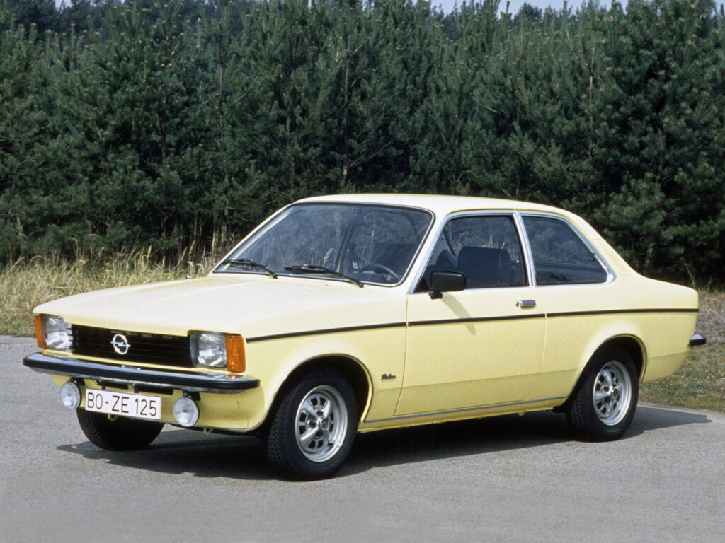 Opel Kadett 4 поколение, рестайлинг, купе (07.1977 - 07.1979)